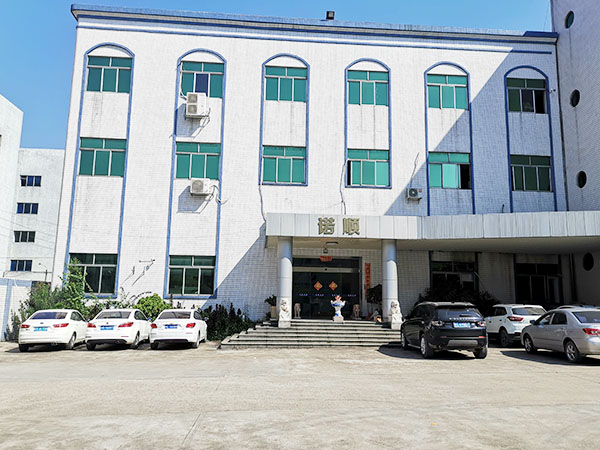 公司大门